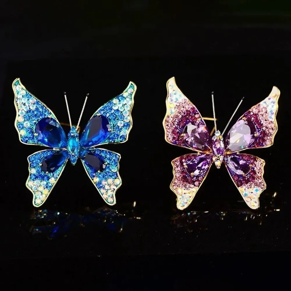VQ Butterfly Brooch - Picture 3 of 7